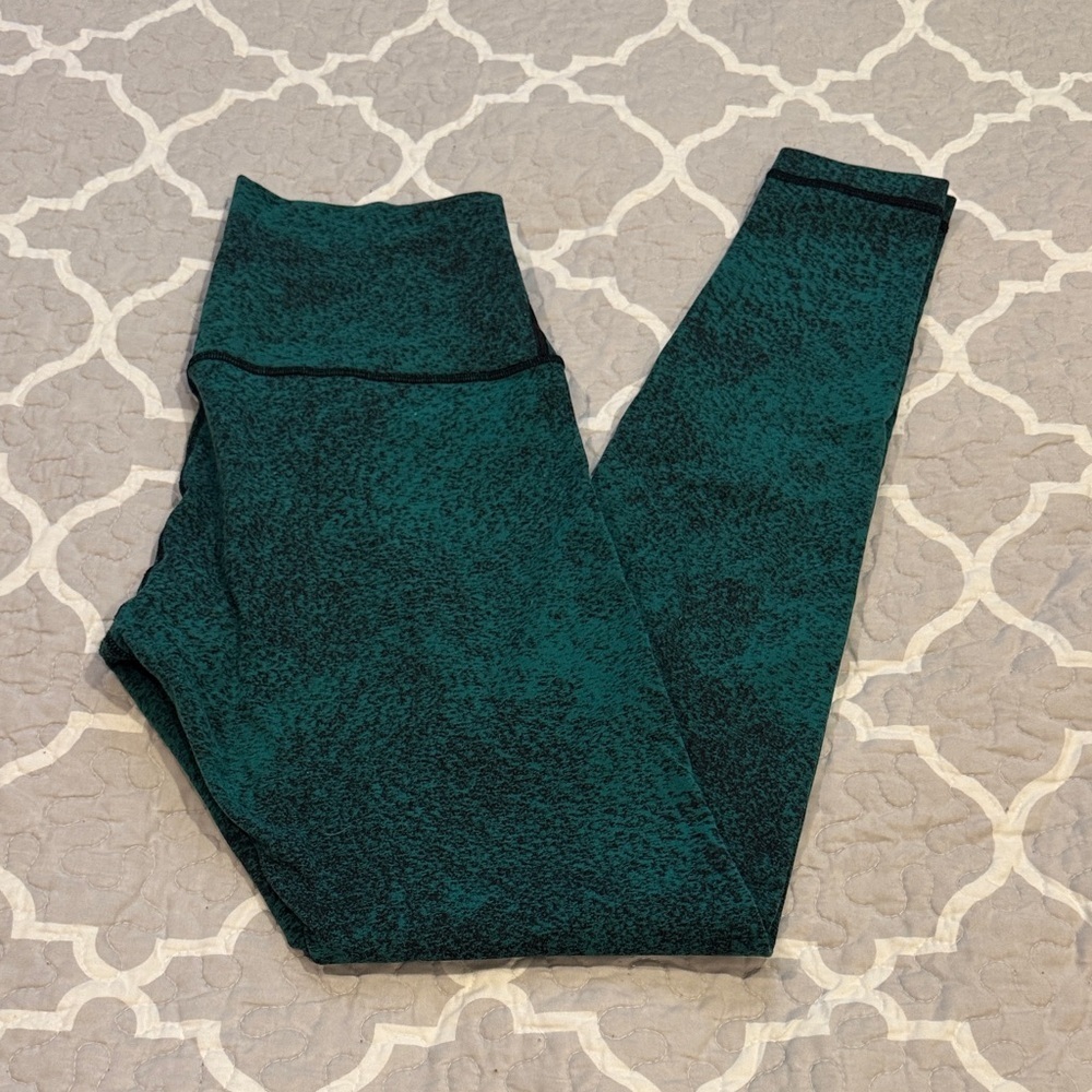 Lululemon Althletica Wunder Under Pant in Luon Spray Jacquard Hunter Green